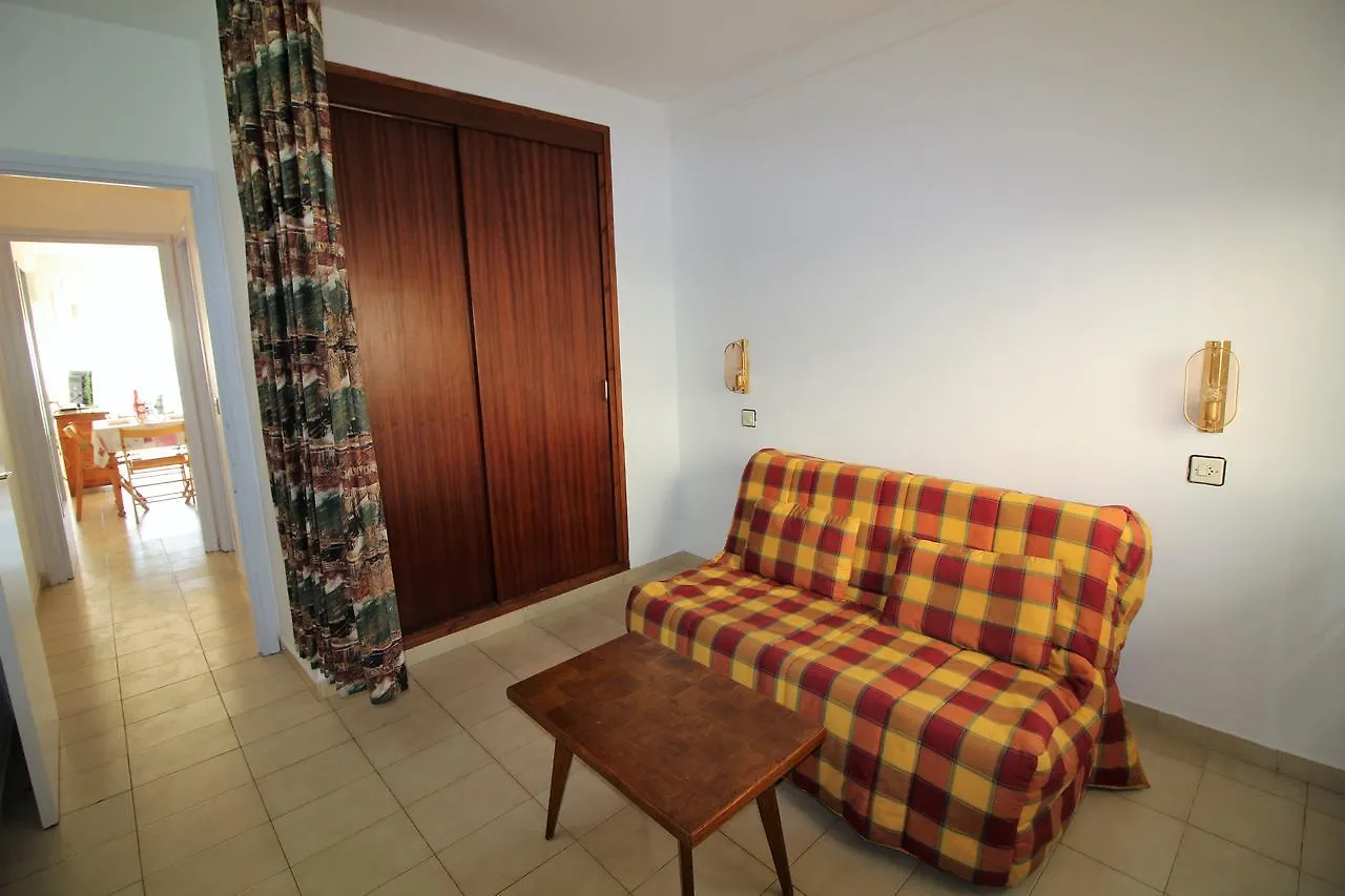 Global Immo 1028 Meda Chica Apartment Roses